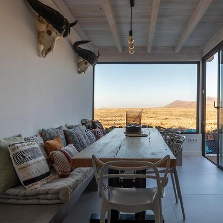 Villa Calderon Hondo. Top Design , Views And Pool Lajares-コラレホ エクステリア 写真