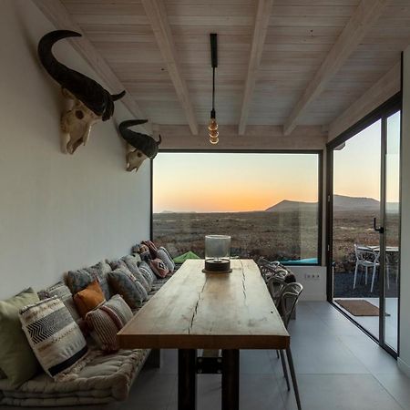 Villa Calderon Hondo. Top Design , Views And Pool Lajares-コラレホ エクステリア 写真
