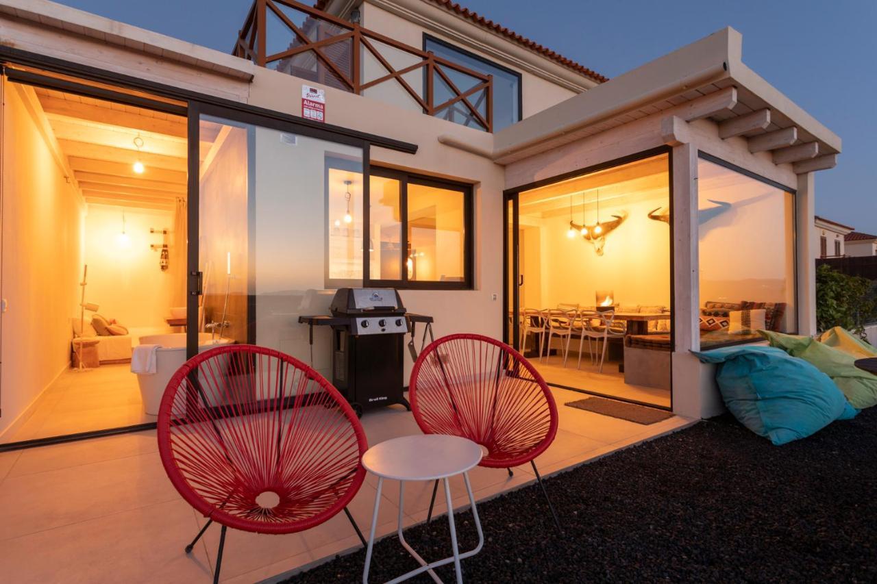 Villa Calderon Hondo. Top Design , Views And Pool Lajares-コラレホ エクステリア 写真